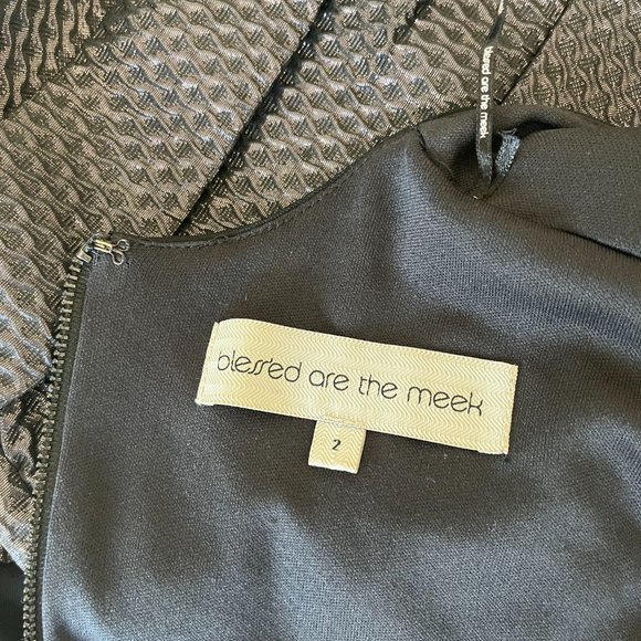 Blessed is the meek dress - Picture 2 of 2